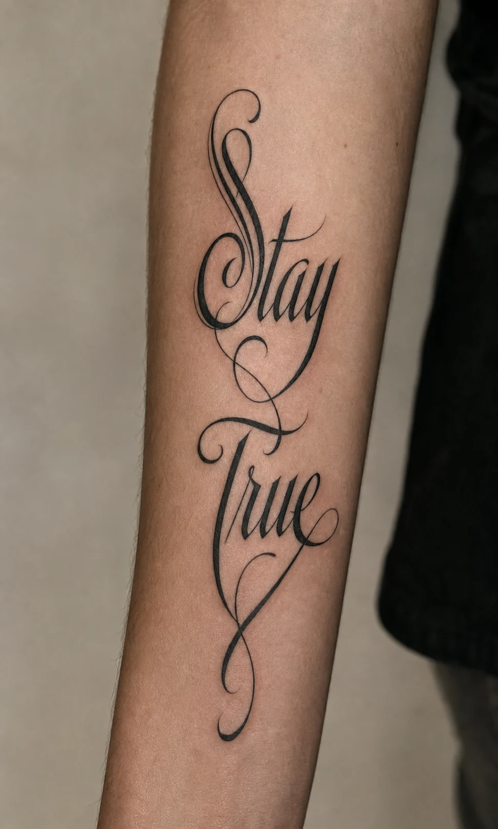 Interlocked monograms Calligraphy